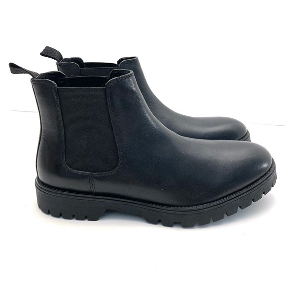 Vince Camuto Zavara Lug Black Leather Chelsea Boots Mens 9 Pull On NWOB